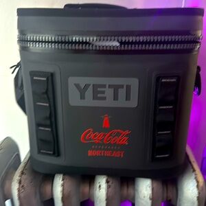 Yeti Hopper 8 Coke cooler